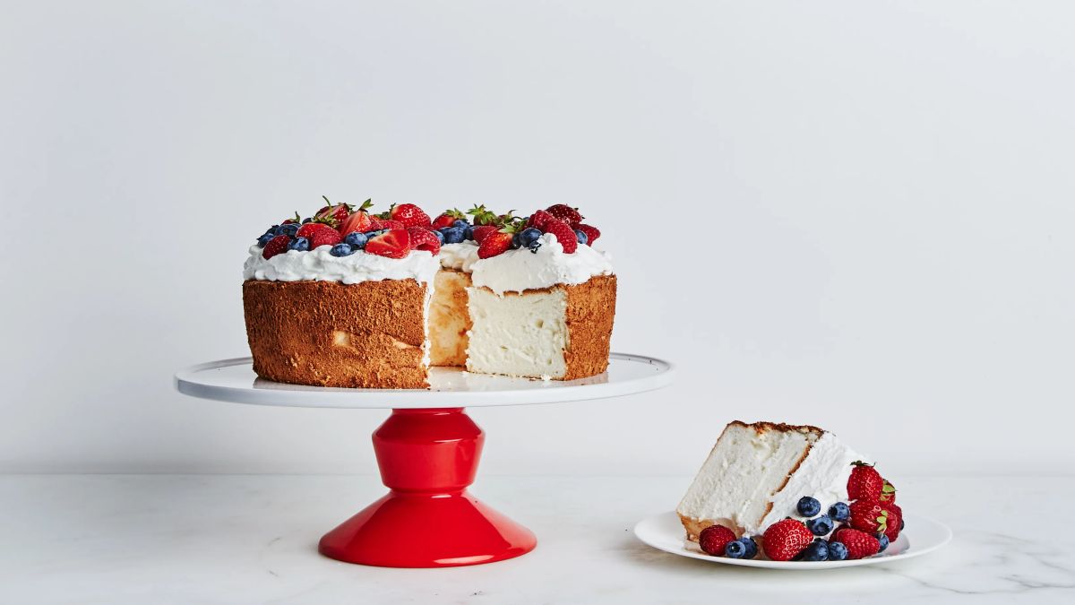 Angel Food Cake &ndash; A Light Delight in American Desert